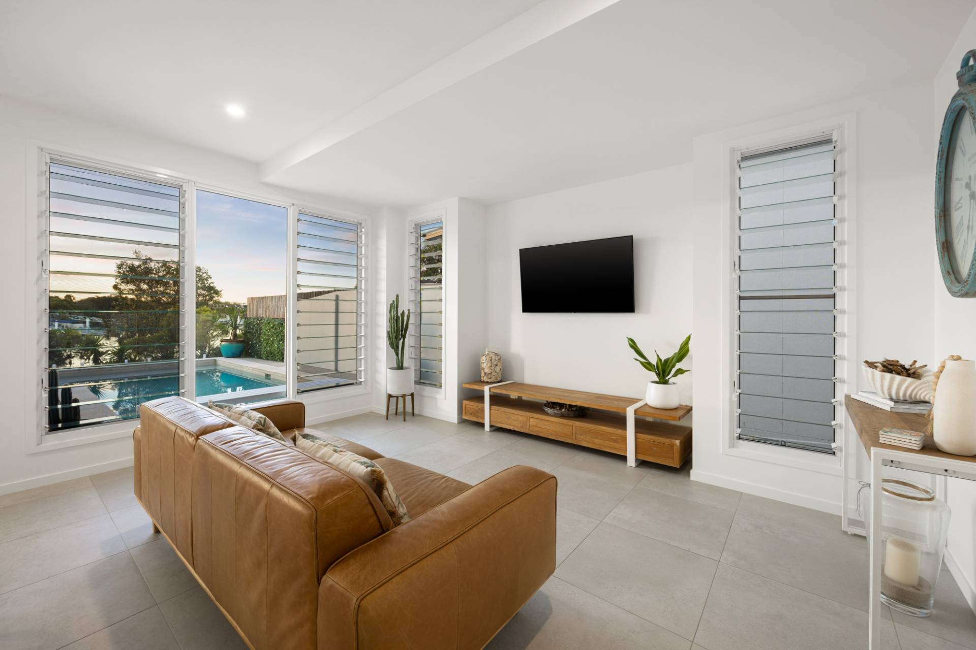 10 Riviera Place, Mountain Creek - Thumbnail 8