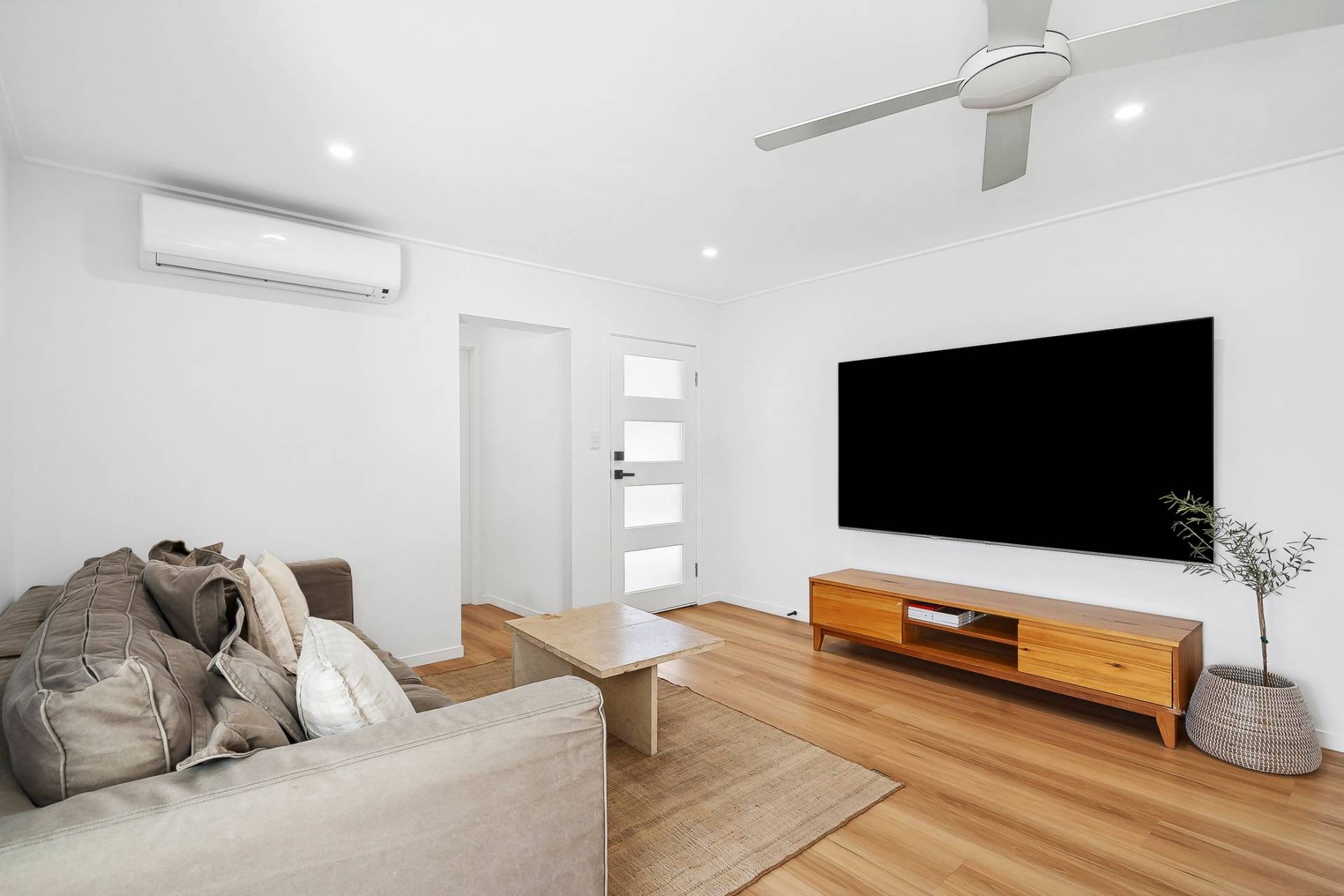 2, 34 Oomoo Street, Buddina - Thumbnail 6
