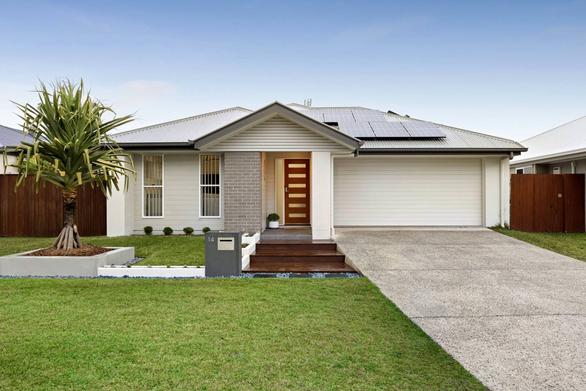 14 Tibrogargan Circuit, Mountain Creek - Thumbnail 2