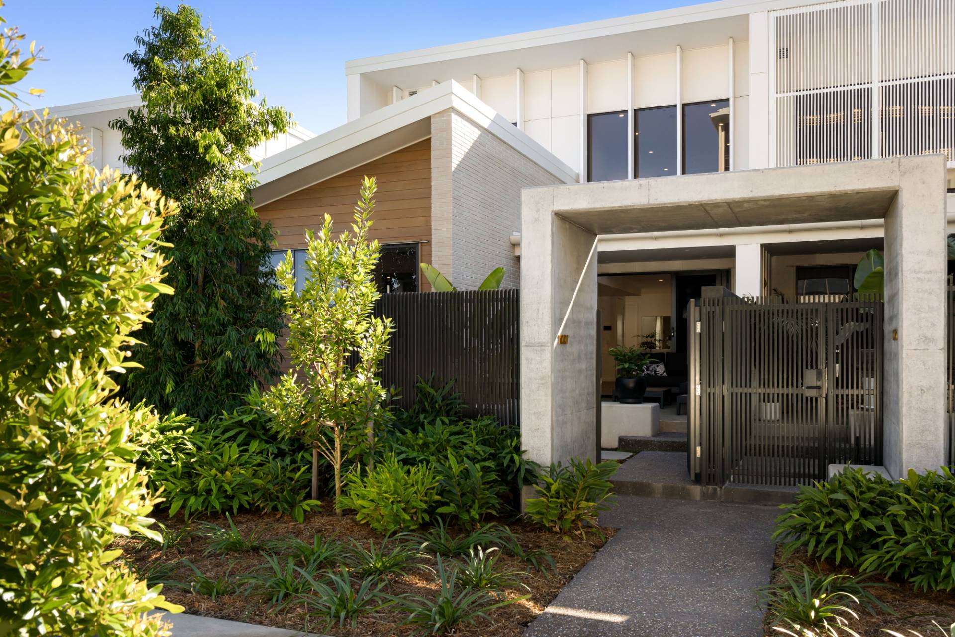 1007, 18 Spitfire Banks Drive, Pelican Waters - Thumbnail 7