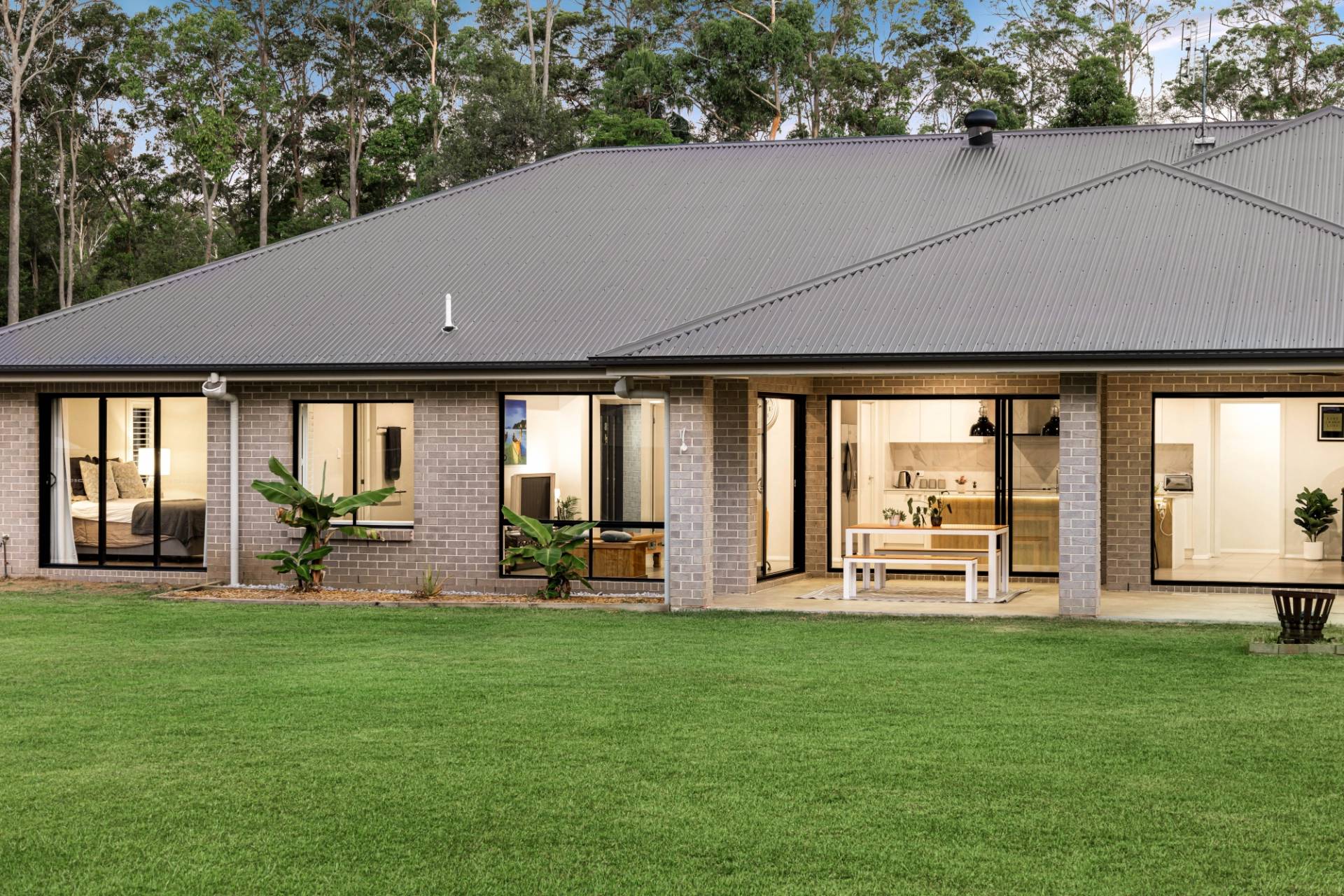 8 Staghorn Close, Palmview - Image 1
