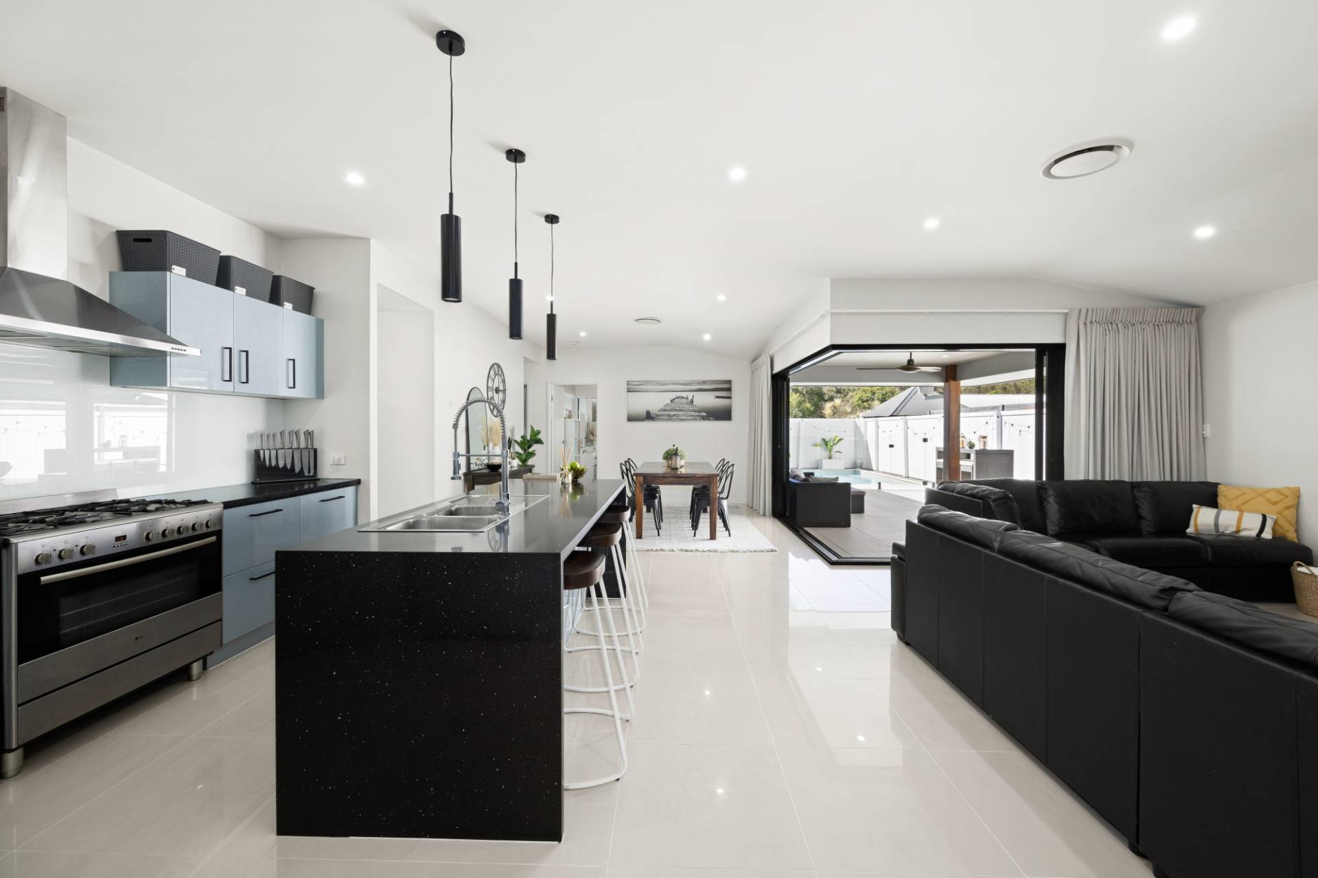 20 Lark Circuit, Mountain Creek - Thumbnail 3