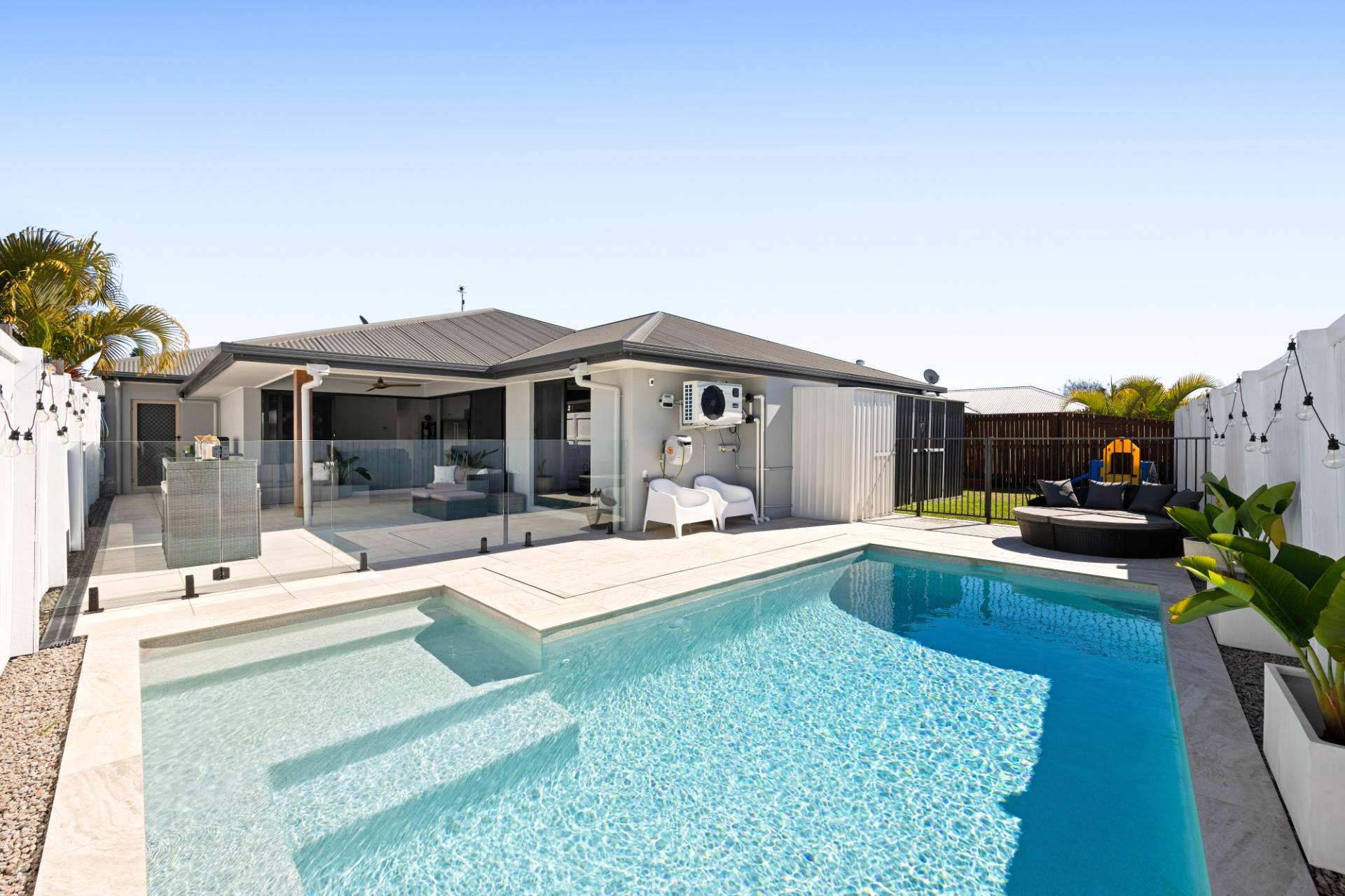 20 Lark Circuit, Mountain Creek - Thumbnail 2
