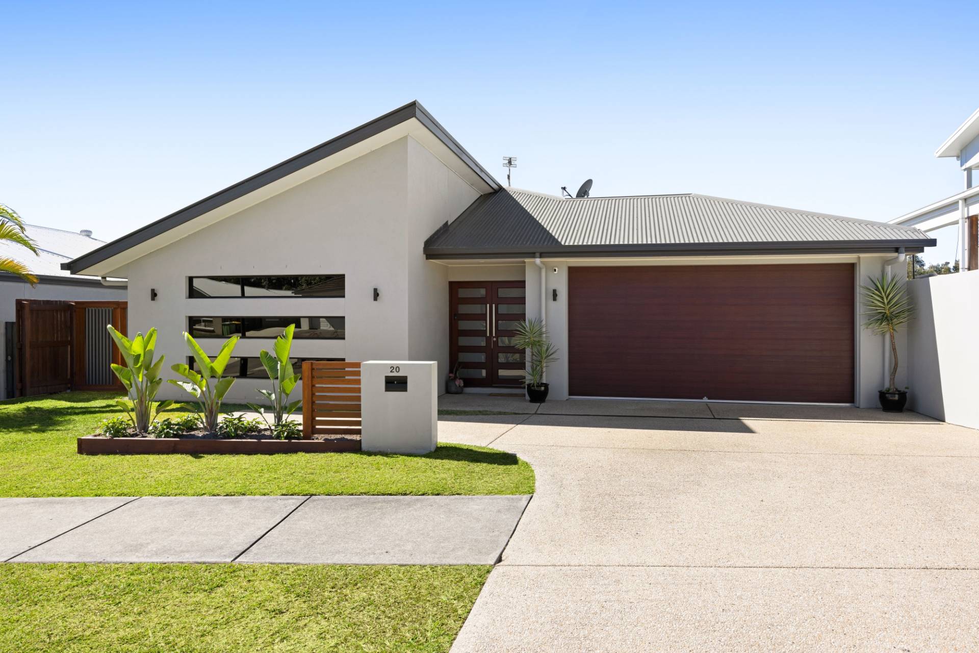 20 Lark Circuit, Mountain Creek - Image 1
