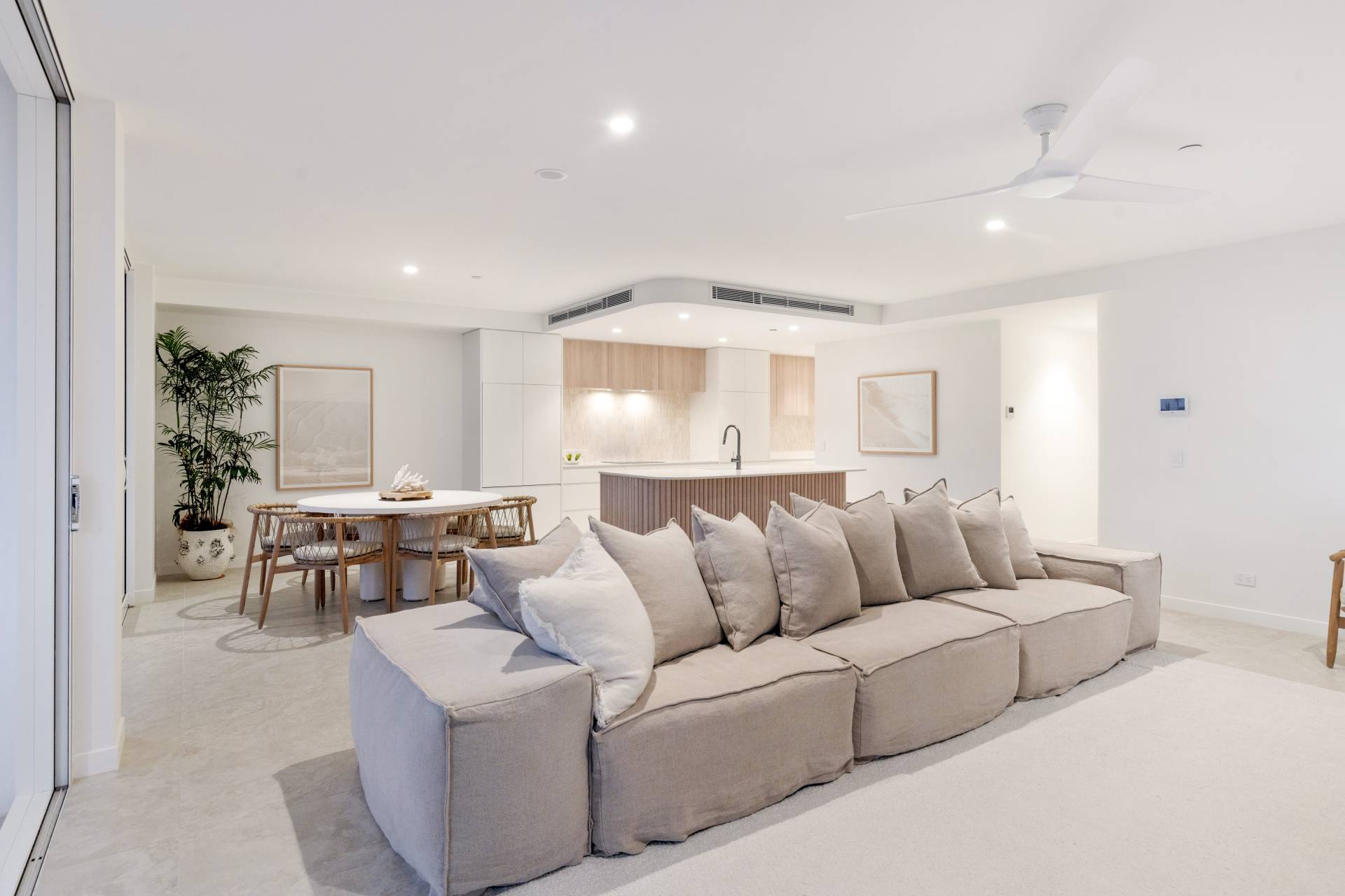 2, 60 Memorial Avenue, Maroochydore - Thumbnail 5