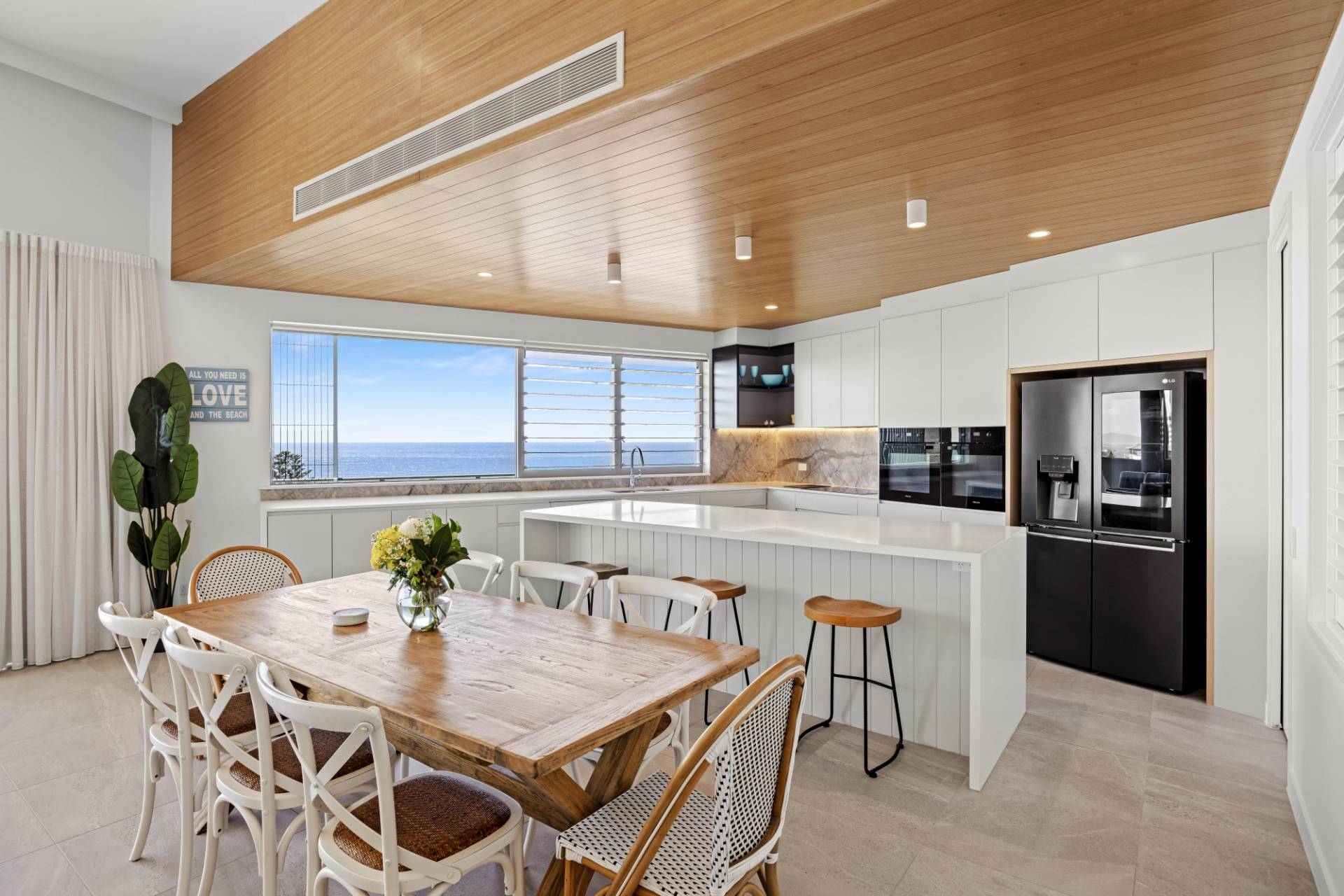 703/118-120 Alexandra Parade, Alexandra Headland - Thumbnail 8