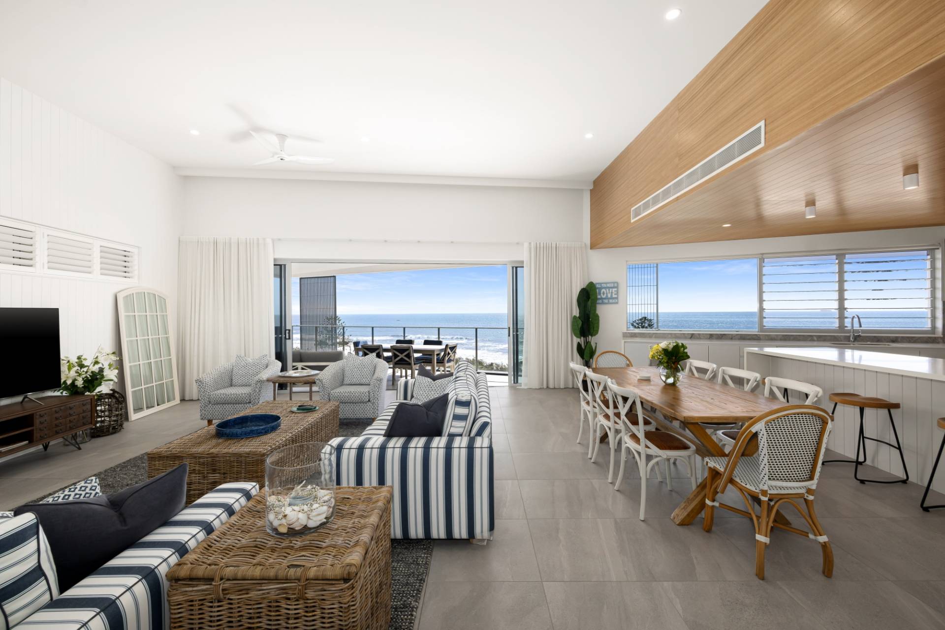 703/118-120 Alexandra Parade, Alexandra Headland - Thumbnail 2