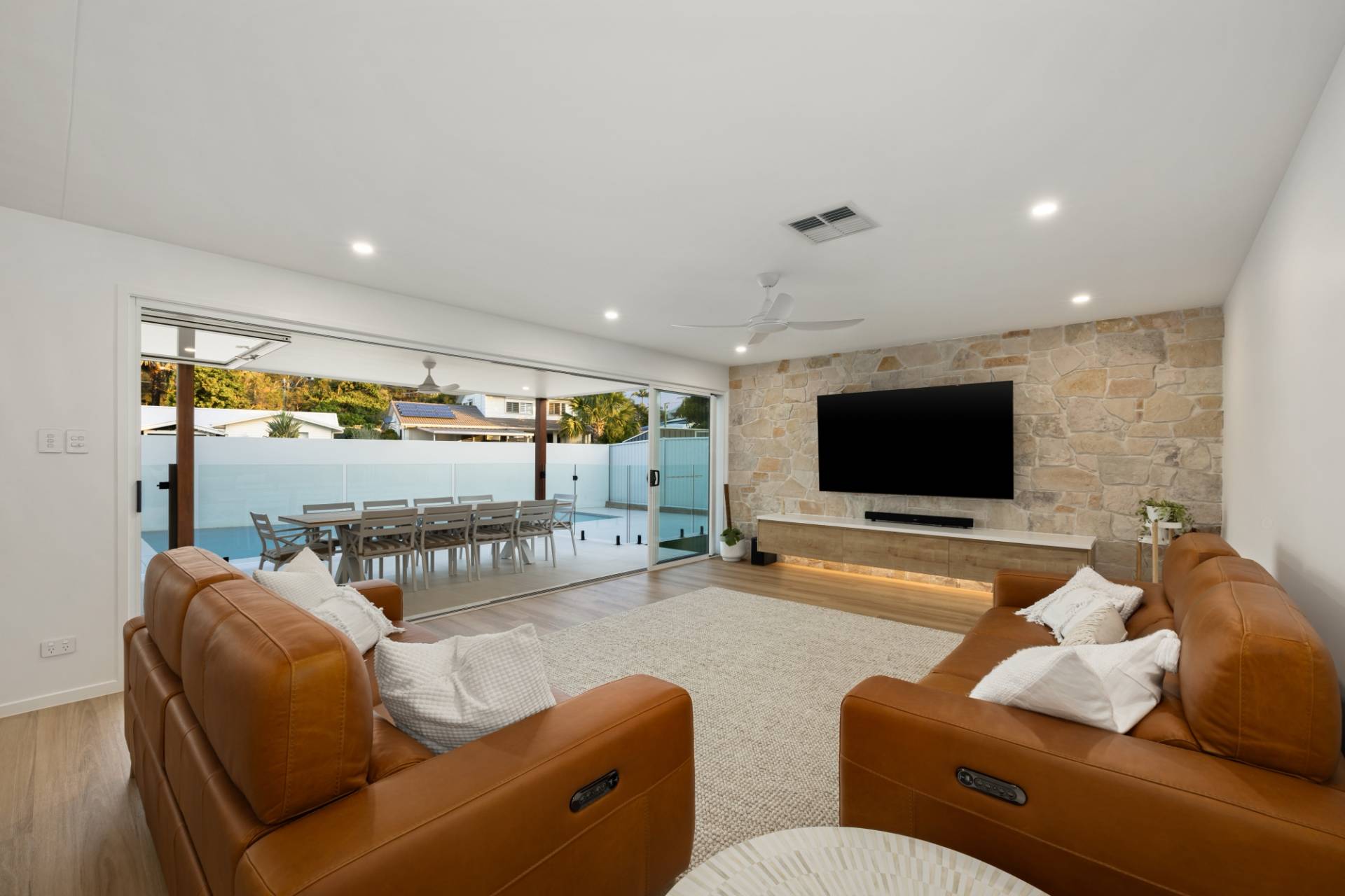 37 Oogar Street, Maroochydore - Thumbnail 2
