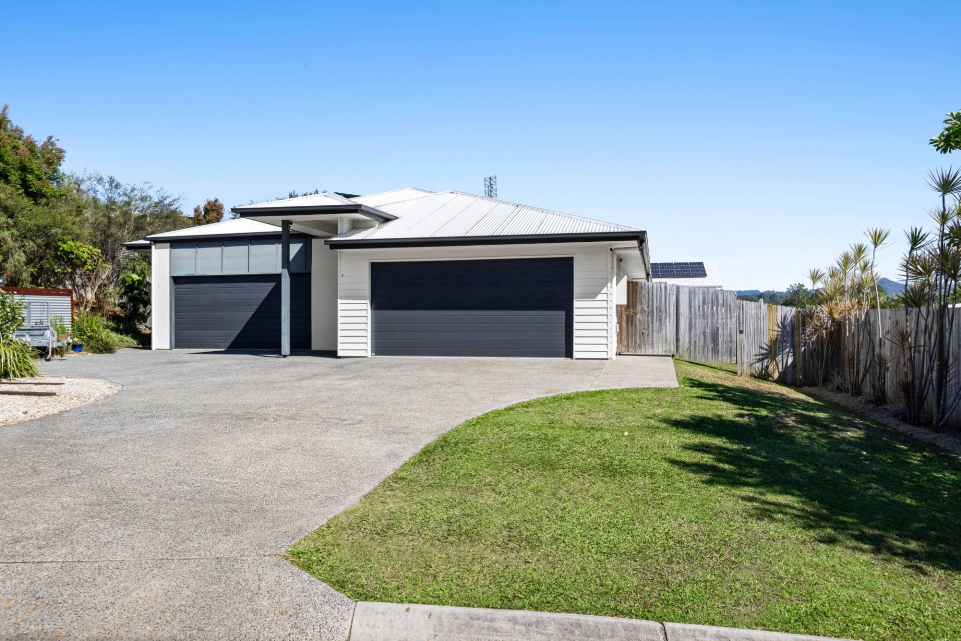 2, 32 Davey Drive, Woombye - Image 1