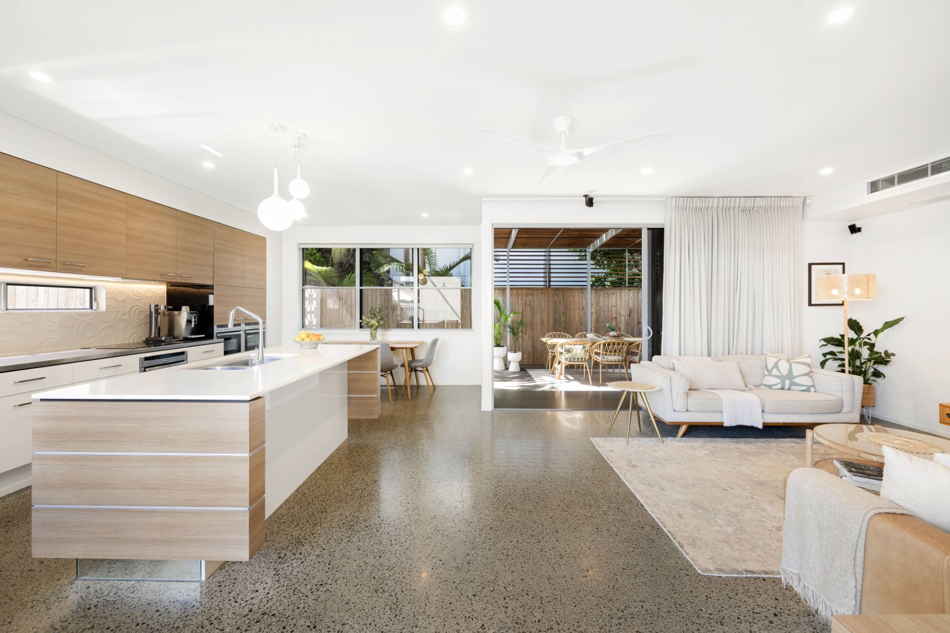 43 Fifth Avenue, Maroochydore - Thumbnail 2