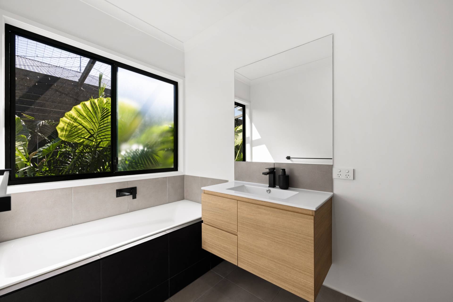 39 Flintwood Crescent, Palmview - Thumbnail 8