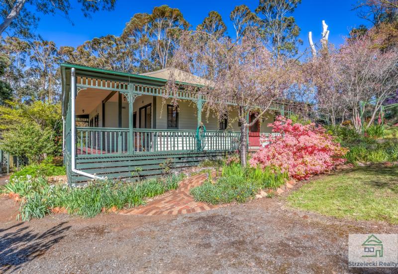Country Charm with Space to Breathe