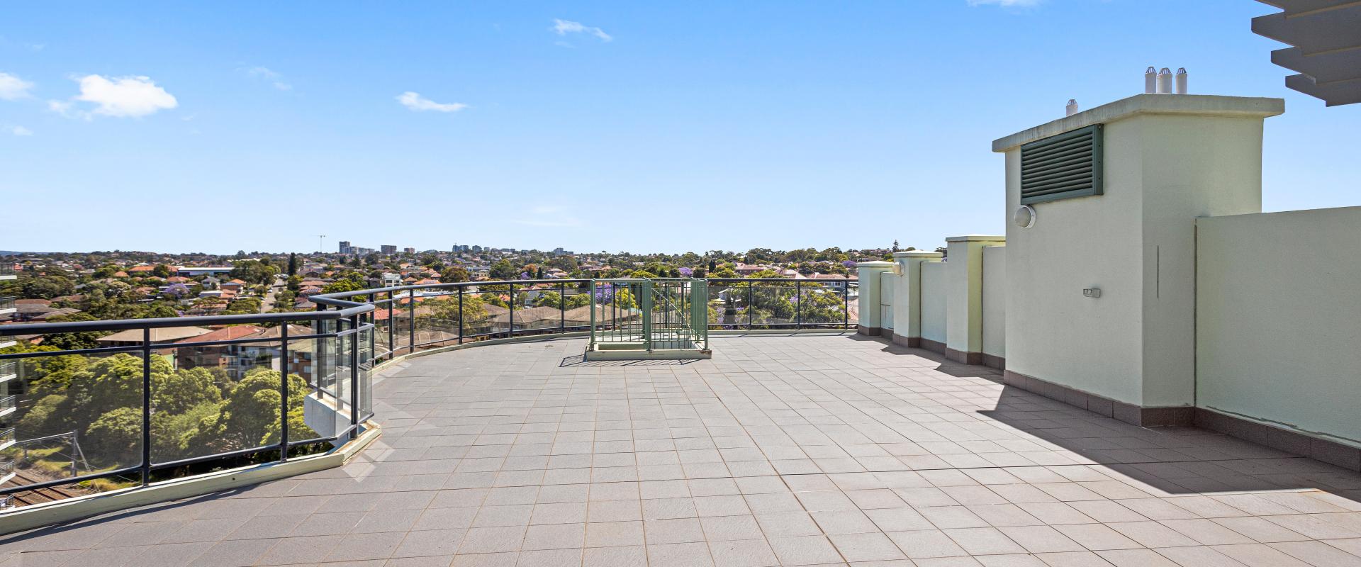 Tringas Property Group Top Floor Penthouse Style With Large Private Rooftop Terrace