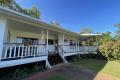 Queenslander Style Beach House !