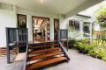 Welcome to Your Tropical Oasis !