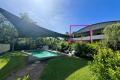 Well Positioned, Upstairs Apartment - Beachside !