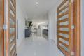 Modern 3 Bedroom Duplex, 300m to the Beach !