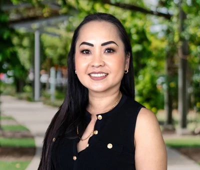 Tiffany Khoualiher photo