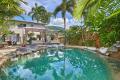 The Big 5: Large Block, Deck, Pool, Side Access & Dual Living