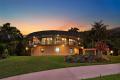 Iconic Hilltop Residence - 360° Views of Cairns & Beyond