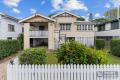 Charming Queenslander Close To Town