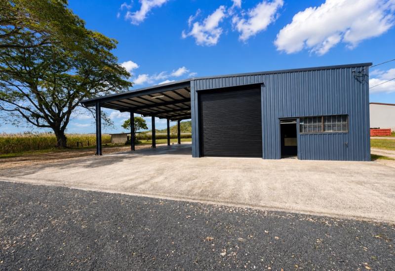 Commercial Building on Large Block for Sale - $850 K