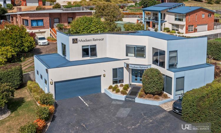 Sought After Lifestyle Opportunity in Penguin