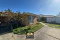 Neat & Convenient Living in Glen Iris
