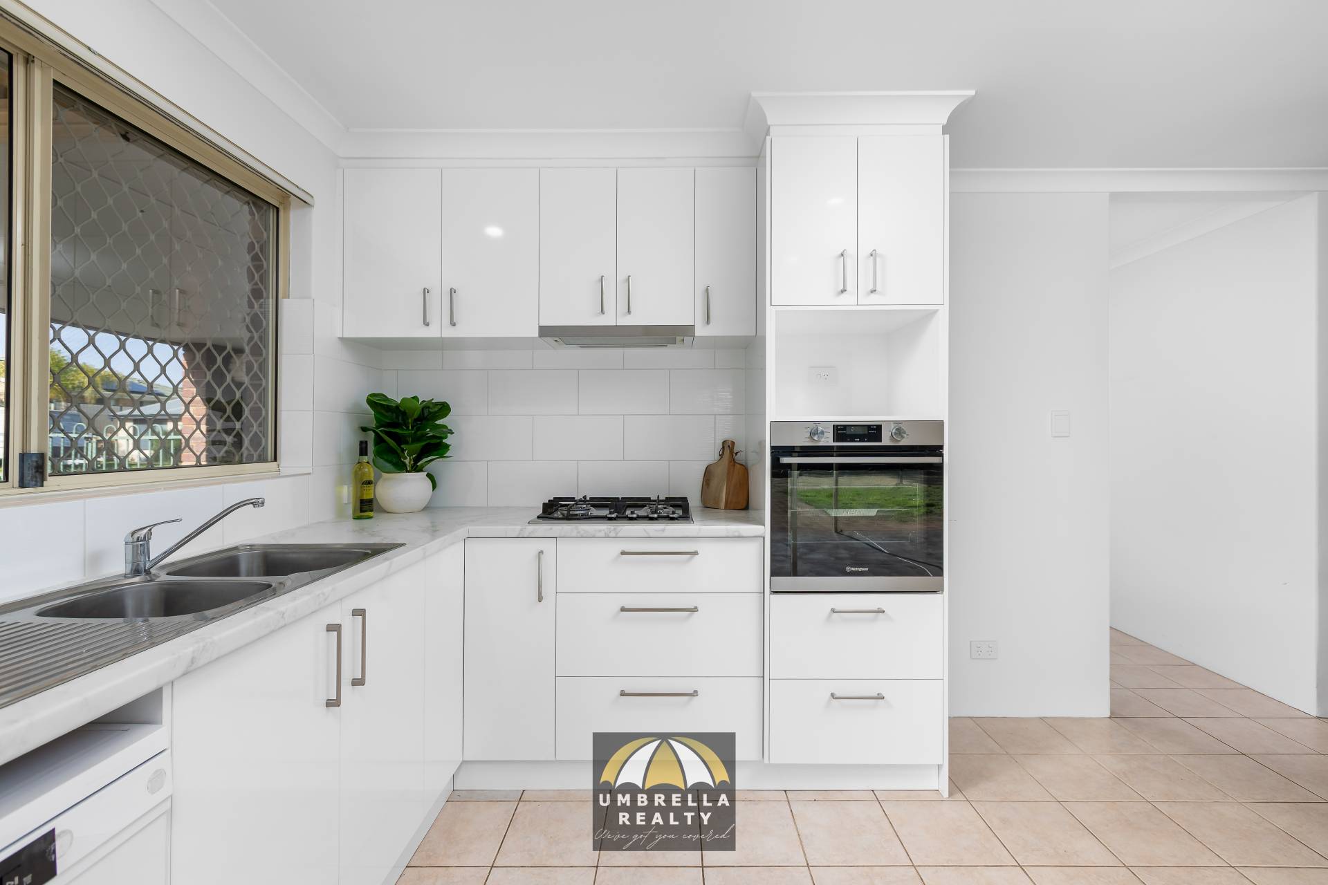 6 Larsson Place, Usher - Thumbnail 8