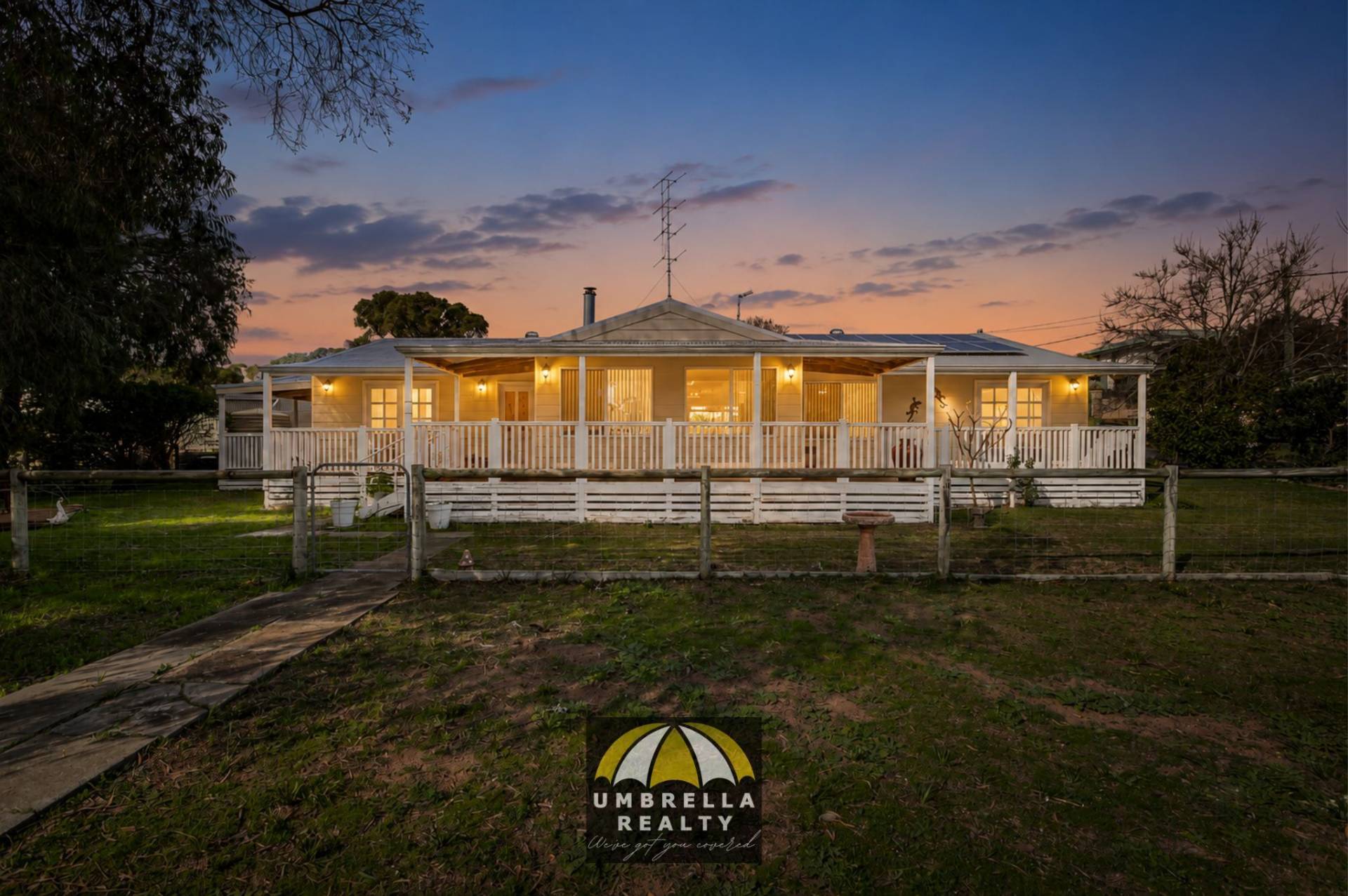 2 Southway Close, Preston Beach - Image 1