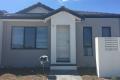 3 x 2 Close to Public Transport