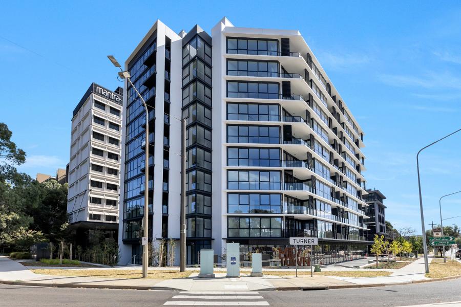 Fully Furnished Stylish One-Bedroom Apartment in Prime Turner Location