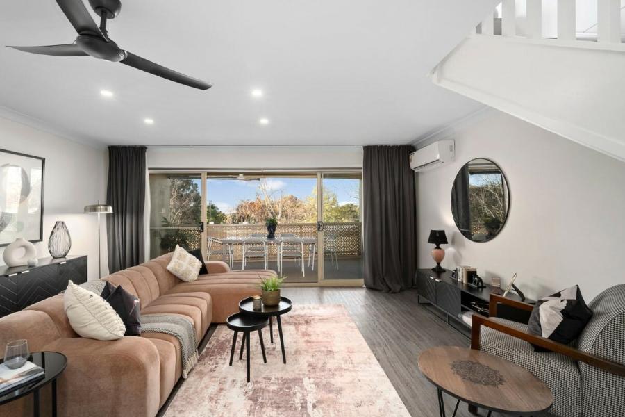 Stunning Views and Renovated Living in a Tightly Held Pocket of Narrabundah