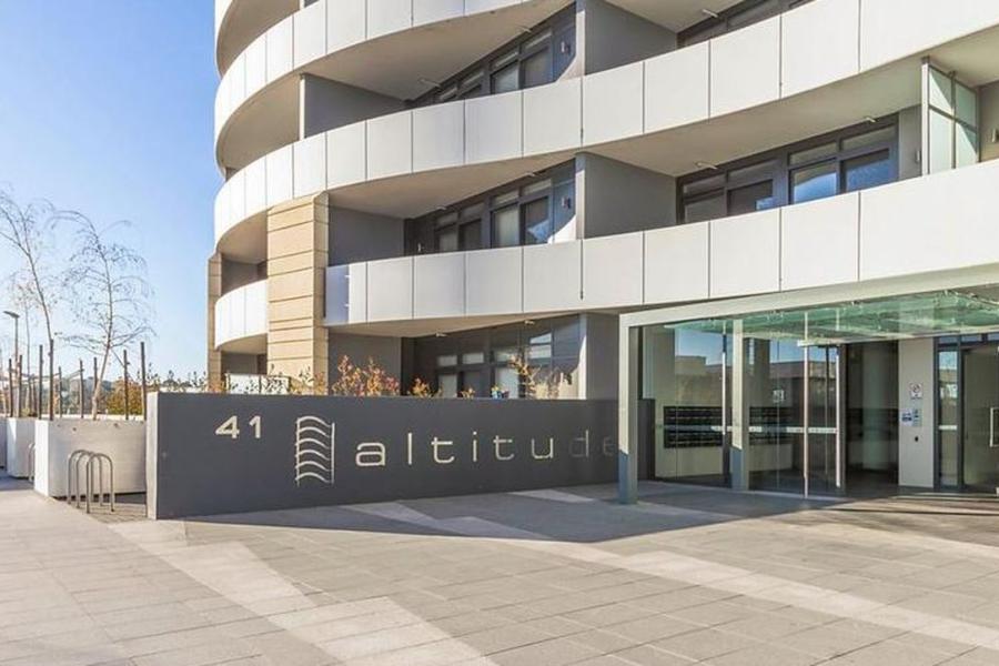 Modern 2-Bedroom Apartment in the Heart of Belconnen