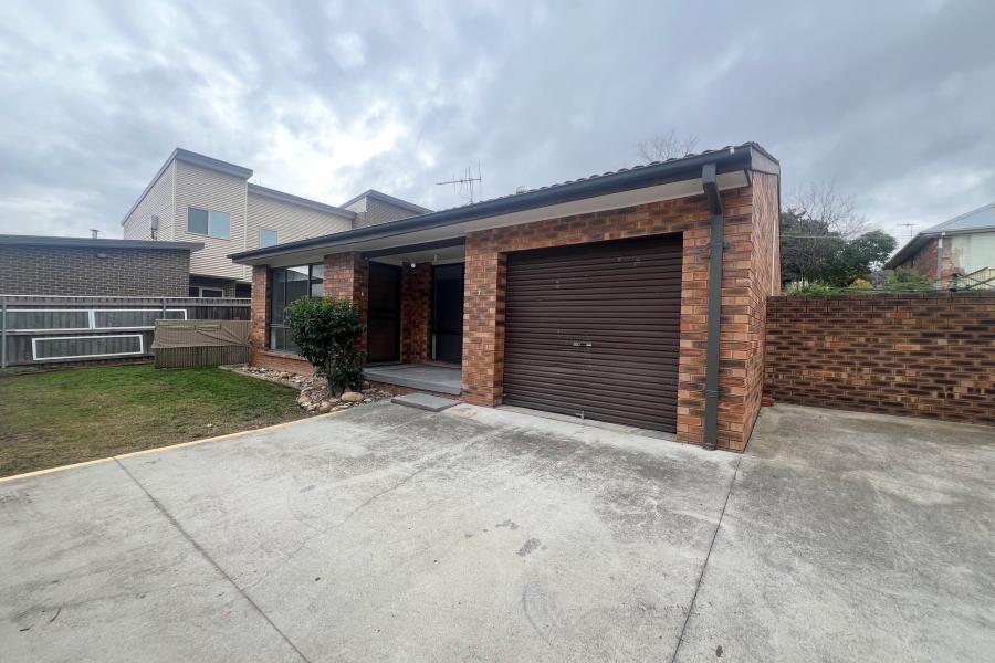 Freshly Renovated Townhouse