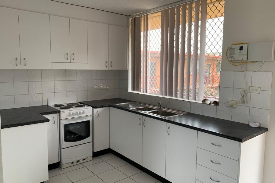 Tidy one bedroom unit - UNDER APPLICATION