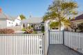 Downtown Character, Fully Renovated – 500m to Bairnsdale CBD