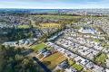 Superb Location near shops and walking tracks at Eastwood