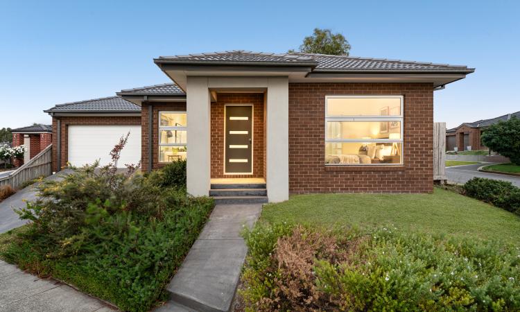 $685,000 - $750,000