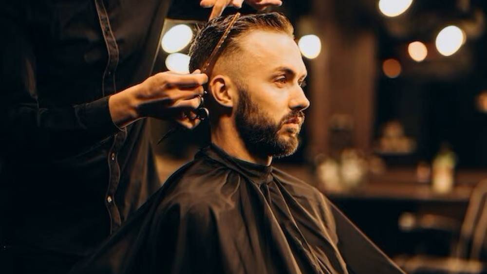 Man Hair Cut Image