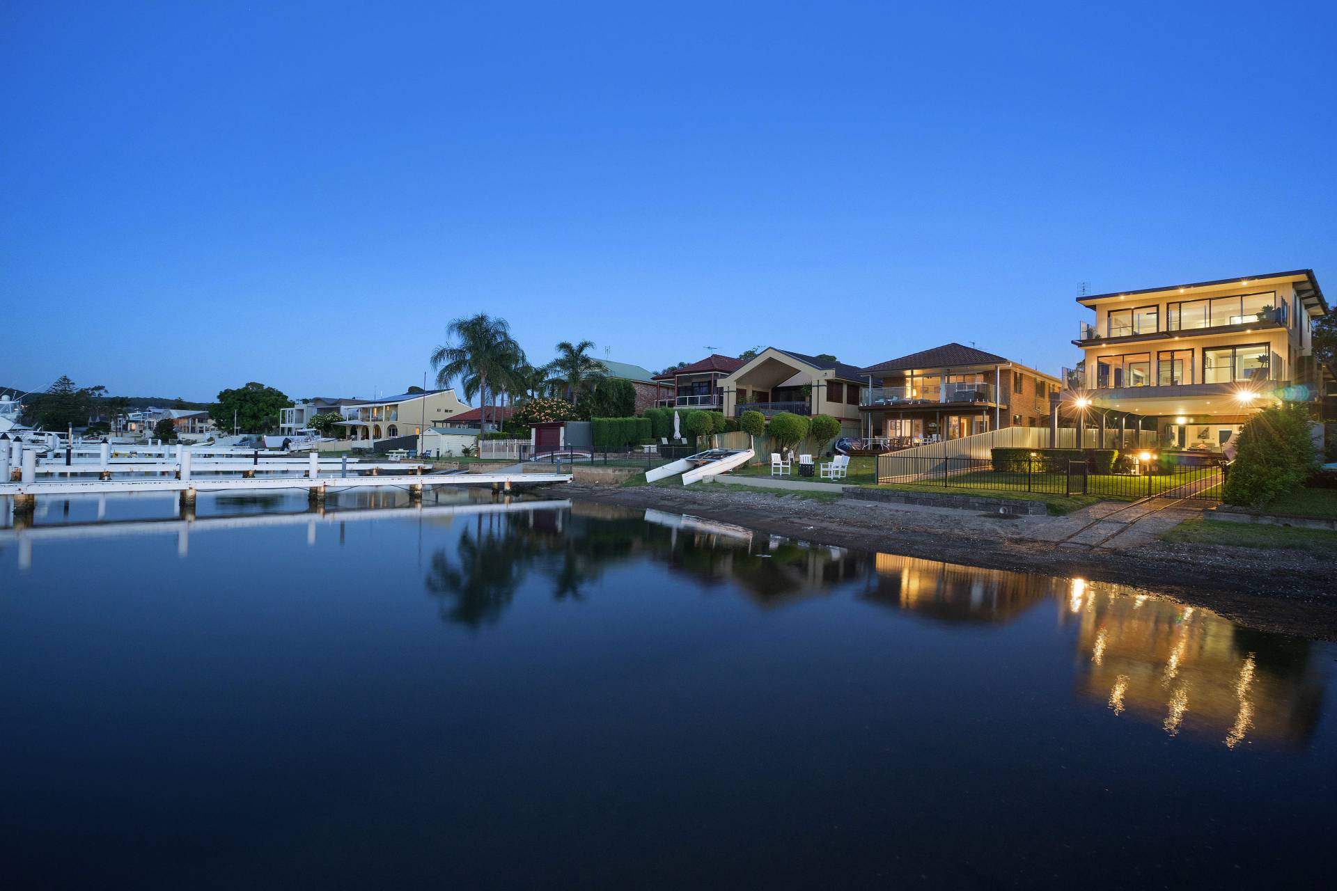 Viking Realty Exclusive Architectural Waterfront