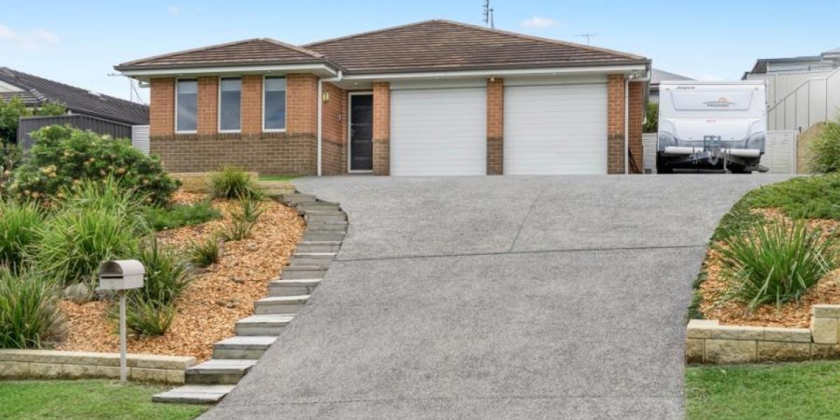 Low Maintenance, Single Level Family Home