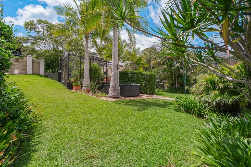 Viking Realty A RARE FIND IN A PRIME POSITION