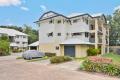 2 Bedroom Unit in Resort Style Complex with Whitegoods