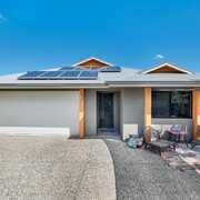 Seller of a House in Kelso