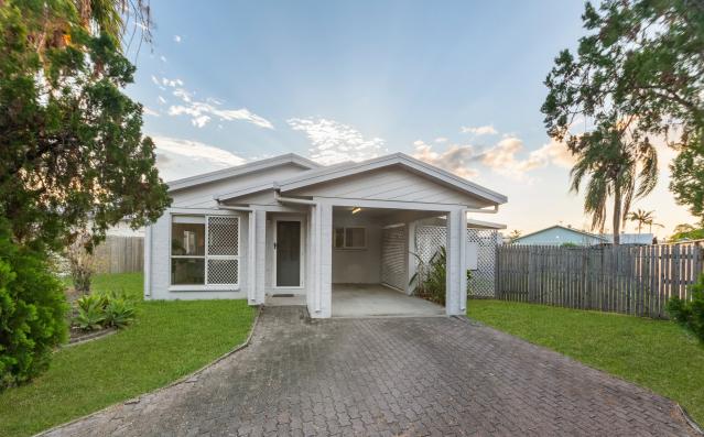Neat & Tidy 3 Bedroom Home in Kirwan