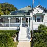 Seller of a House in Woodend