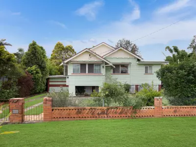 April testimonial image