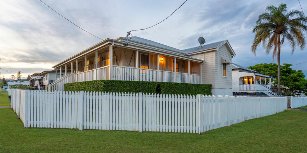 PRISTINE QUEENSLANDER IN A SOUGHT-AFTER LOCATION