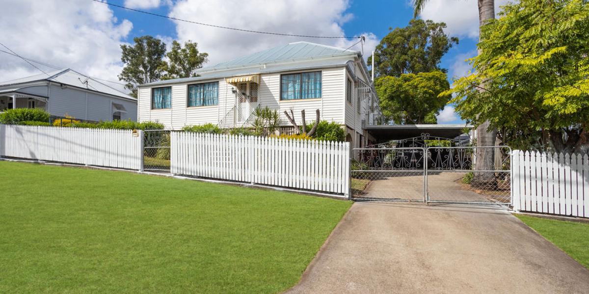 Flood-Free Opportunity on a Spacious 811m² Block in Woodend